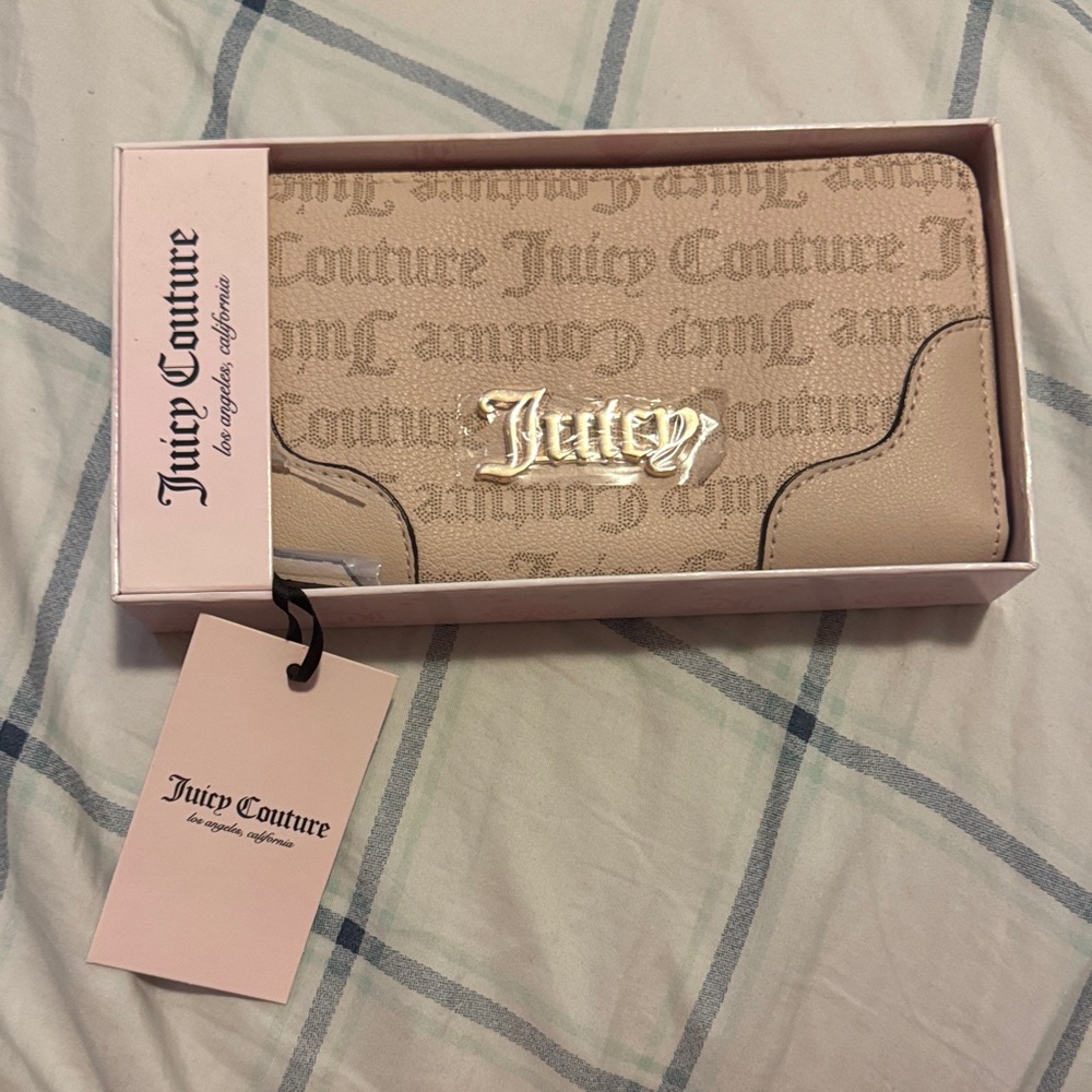Juicy Couture Tan Wallet with Gold Logo
